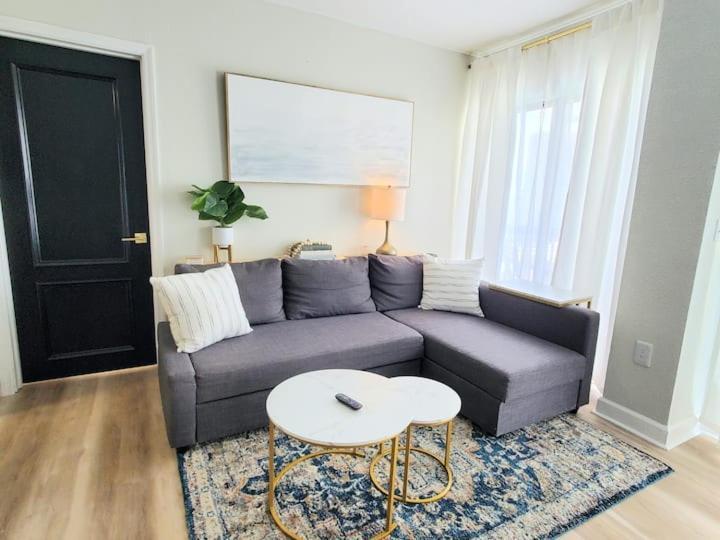 אורלנדו Remodeled 2Bd/2Ba Condo Mins From Universal Studio מראה חיצוני תמונה